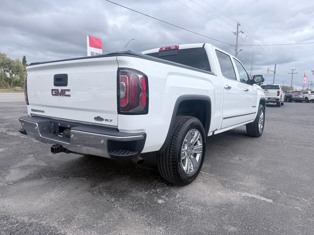 2018 GMC Sierra 1500 SLT Photo2