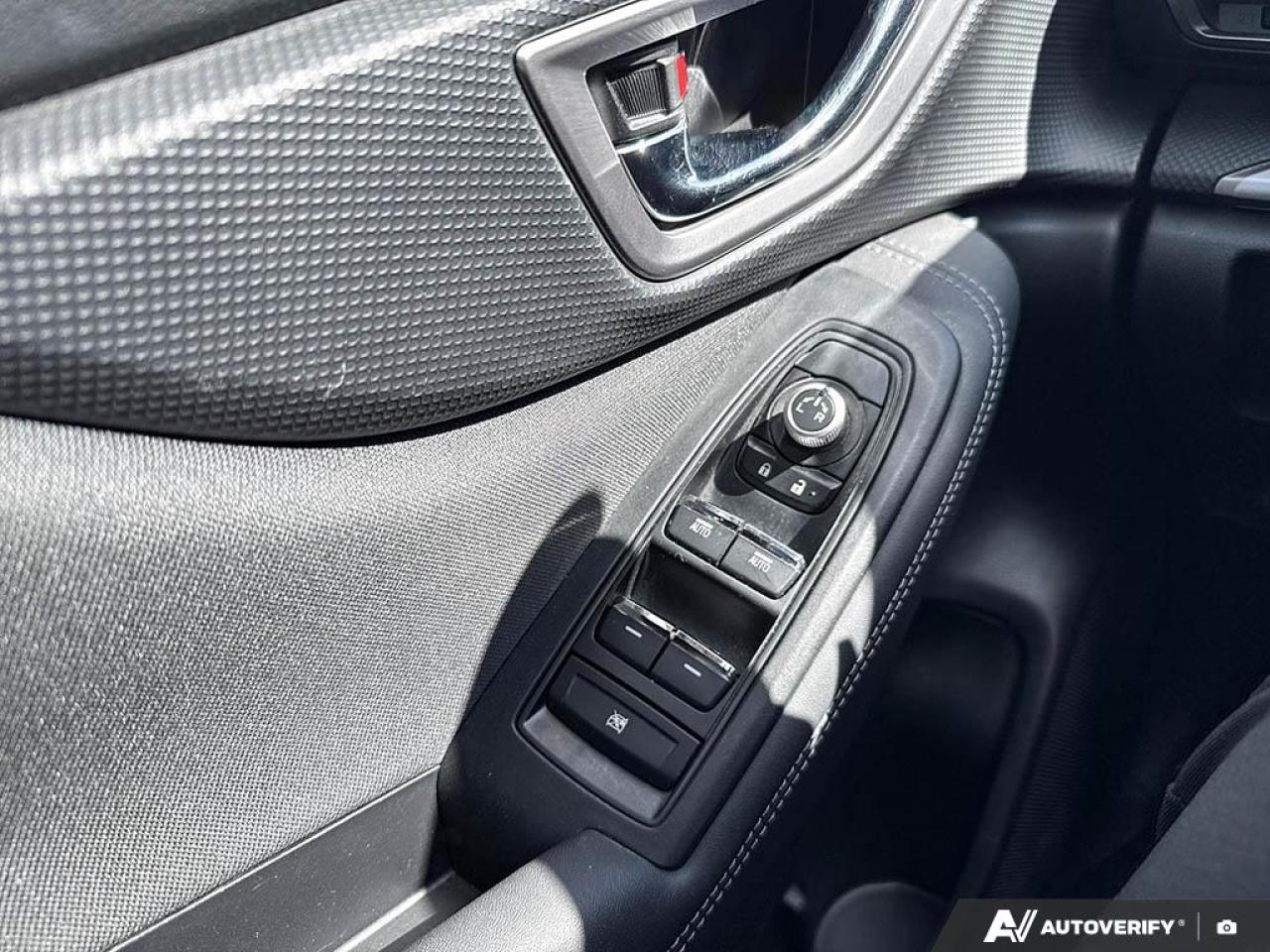 2020 Subaru Forester TOURING / PANO ROOF / HTD SEATS / BLINDSPOT / AWD - Photo #12