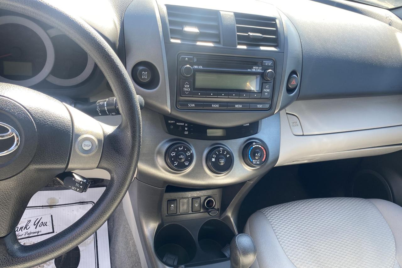 2012 Toyota RAV4 BASE - Photo #16