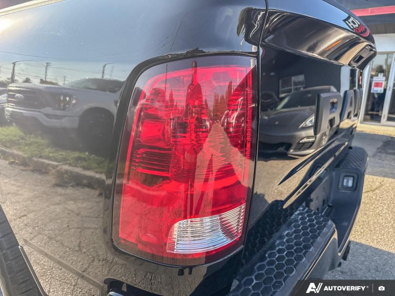 2021 RAM 1500 Classic EXPRESS / NO ACCIDENTS / CREW CAB / 20'' WHEELS - Photo #8