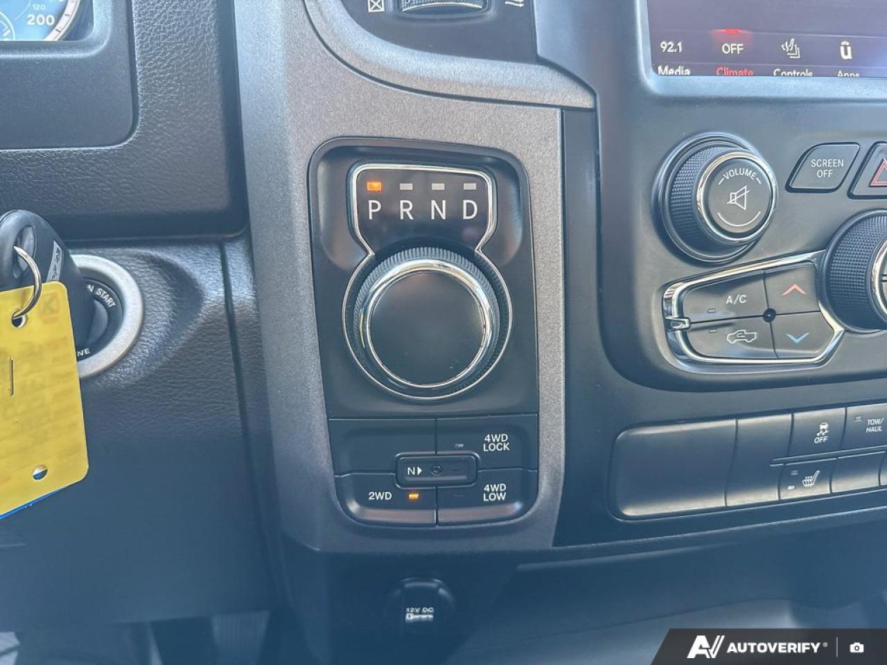 2021 RAM 1500 Classic EXPRESS / NO ACCIDENTS / CREW CAB / 20'' WHEELS - Photo #18