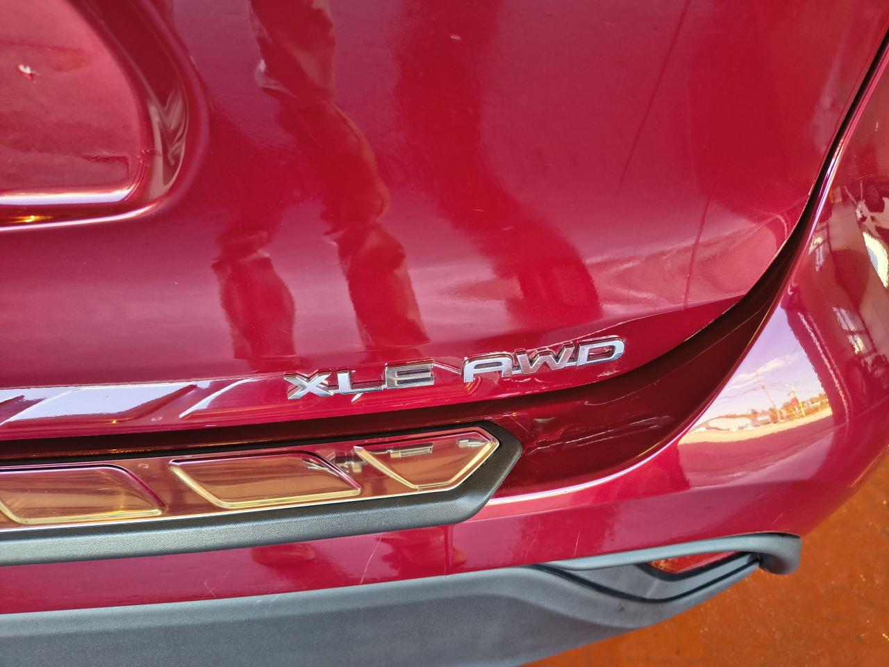 2024 Toyota Highlander XLE Photo0