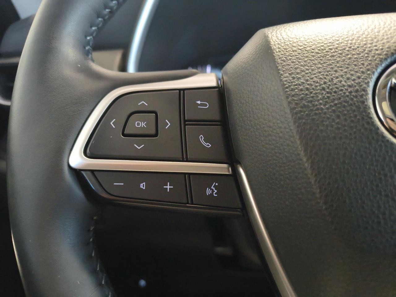 2024 Toyota Highlander XLE Photo0