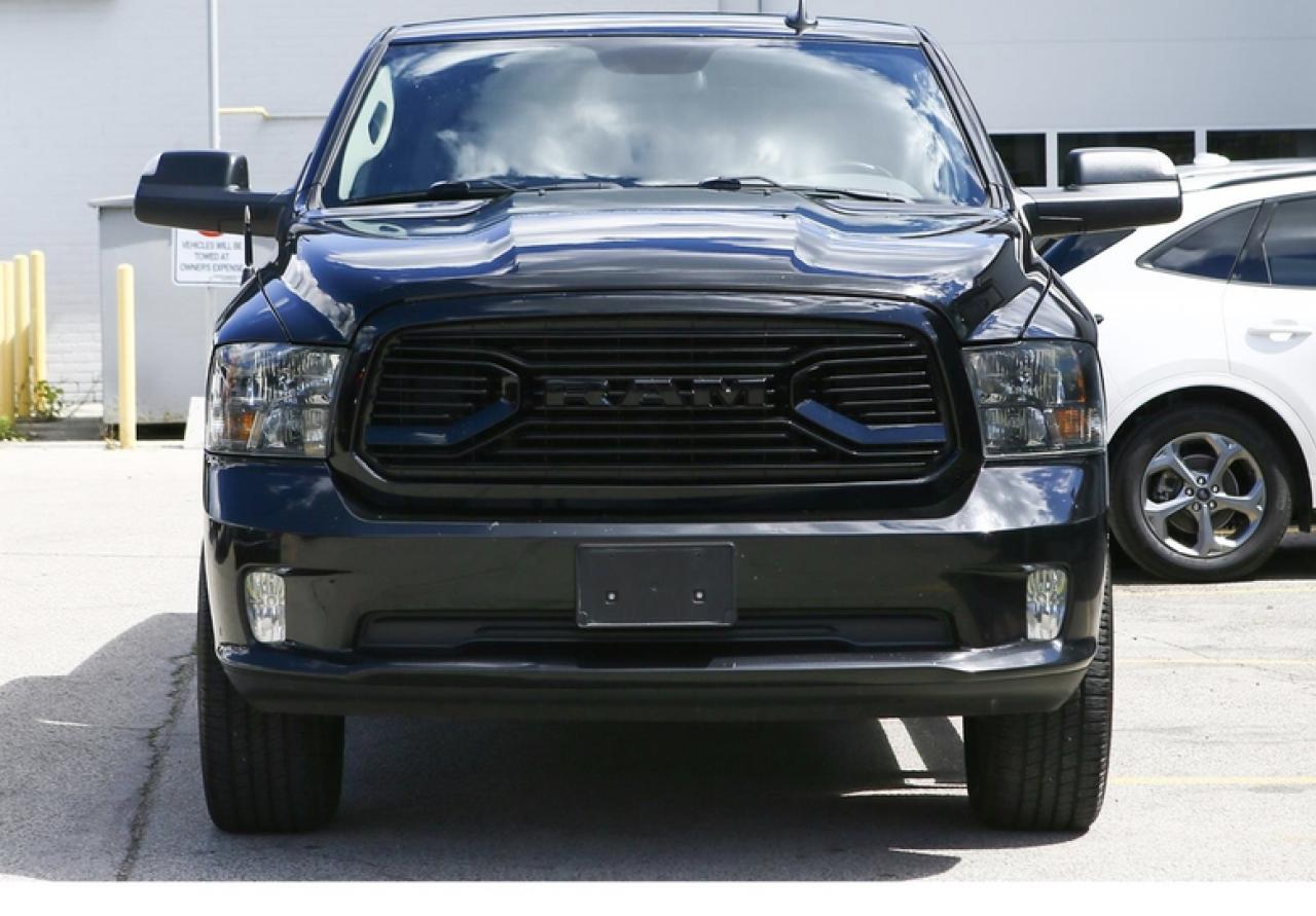 2019 RAM 1500 Classic EXPRESS Photo