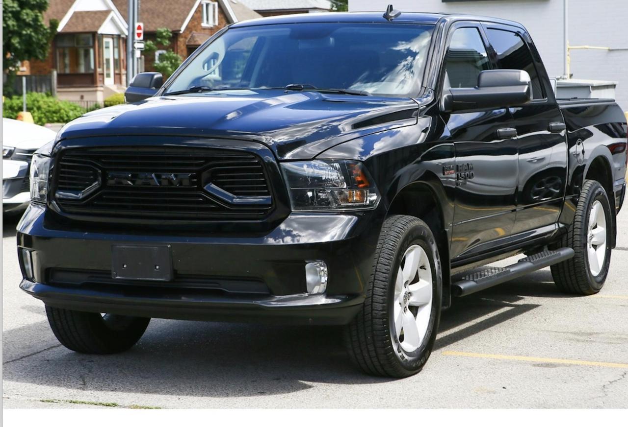 2019 RAM 1500 Classic EXPRESS Photo0