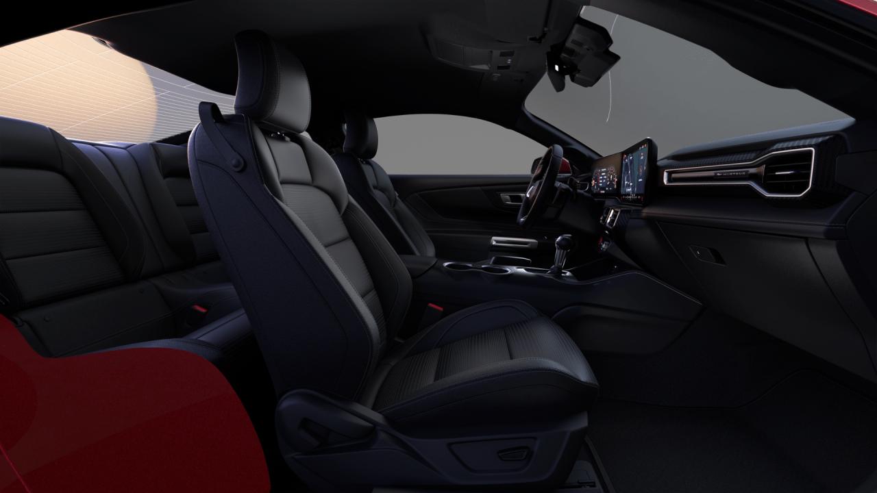 2025 Ford Mustang GT Premium Fastback Photo5