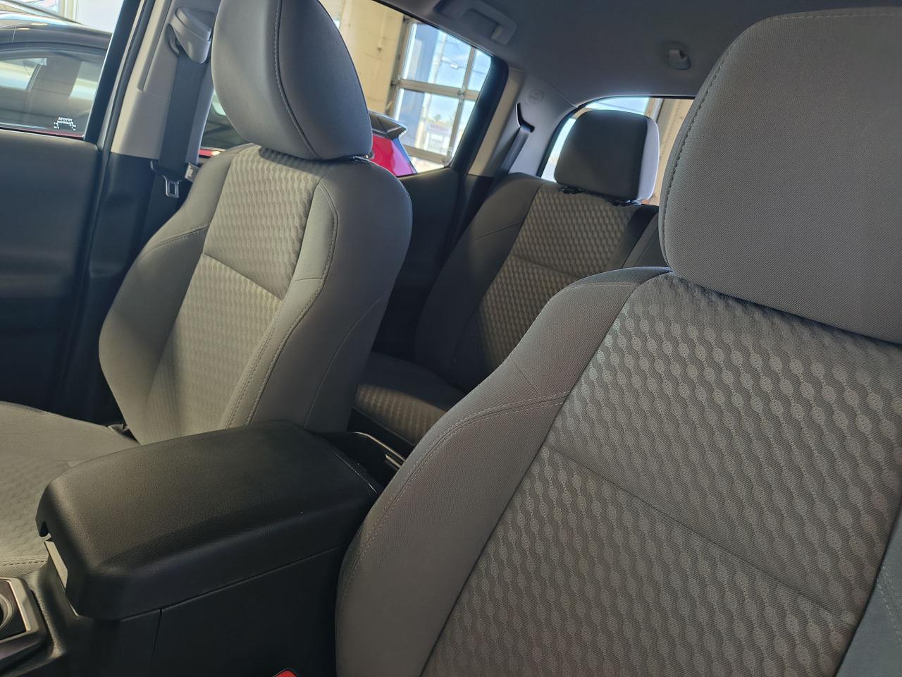 2022 Toyota Tacoma 4x4 Double Cab Auto Photo0