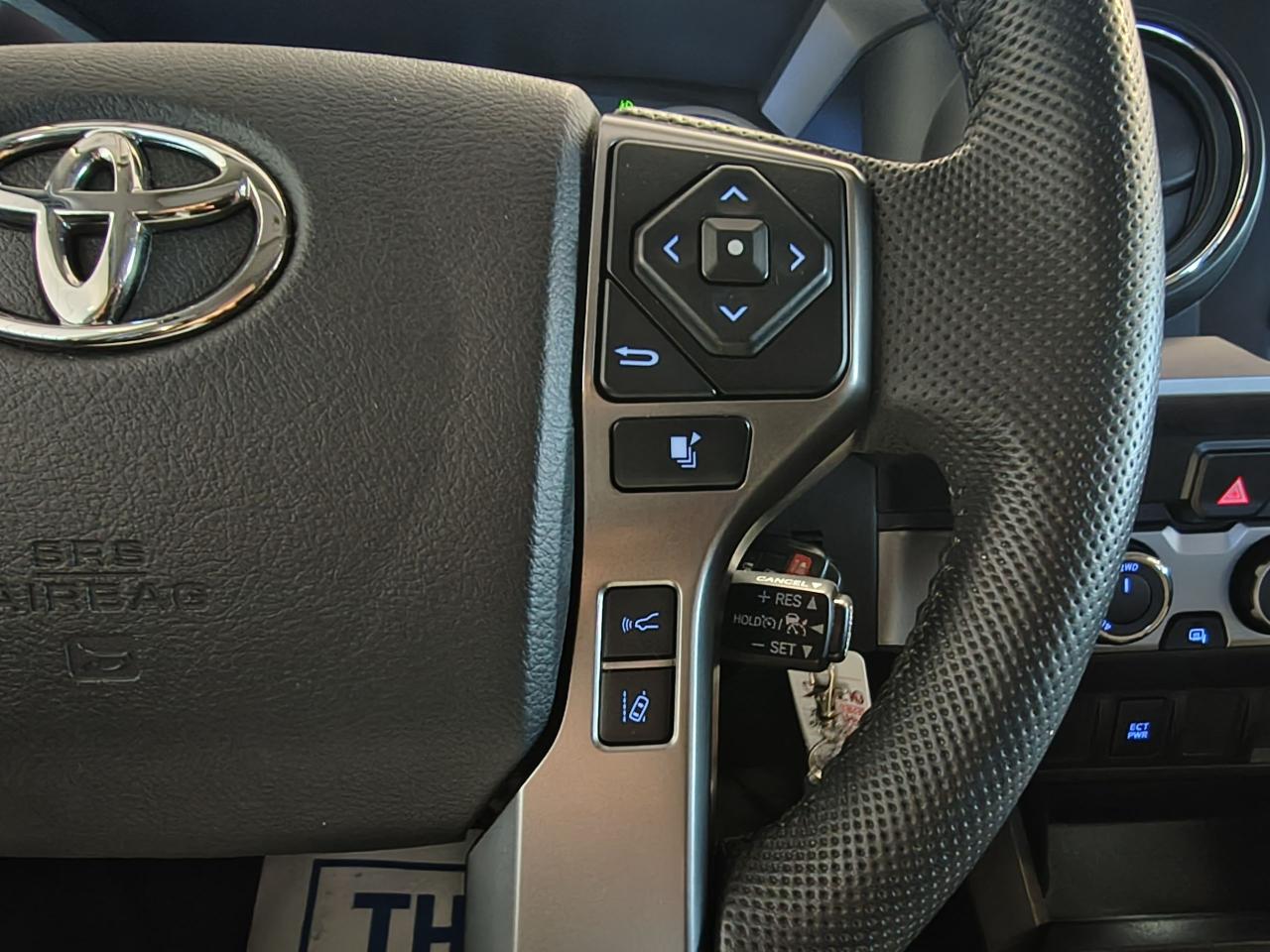 2022 Toyota Tacoma 4x4 Double Cab Auto Photo0