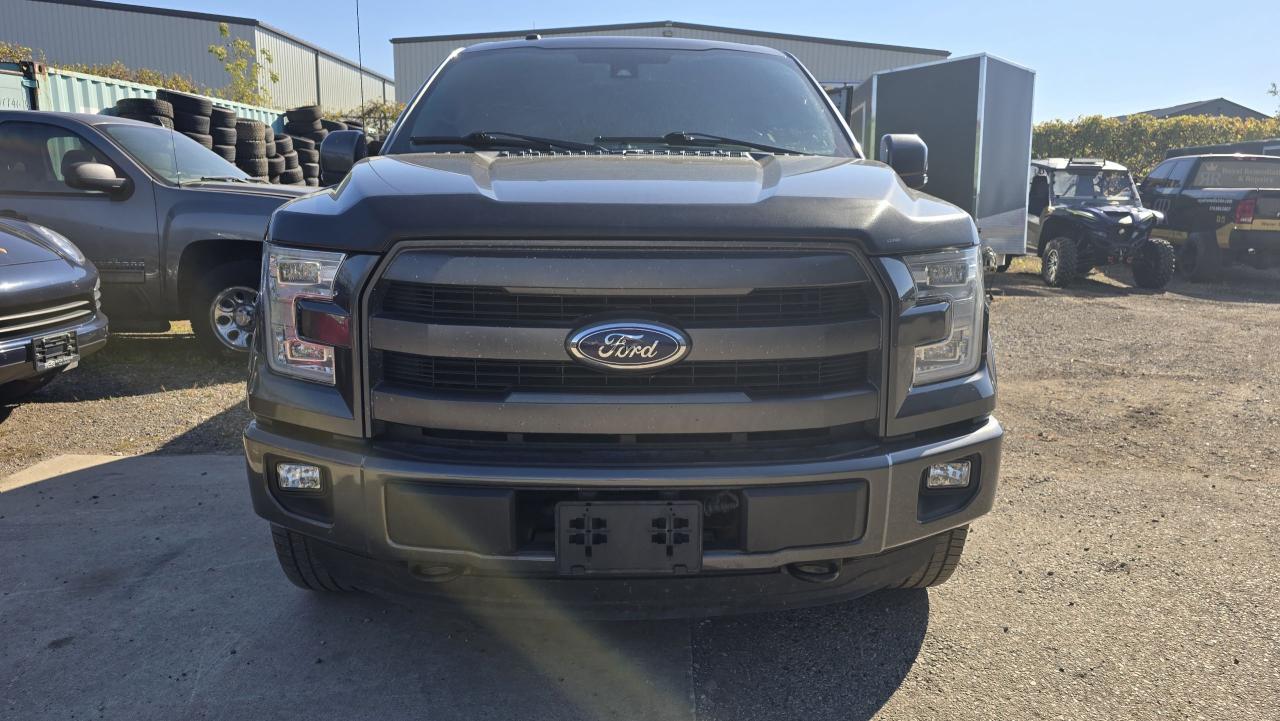 2016 Ford F-150 Lariat - Photo #2