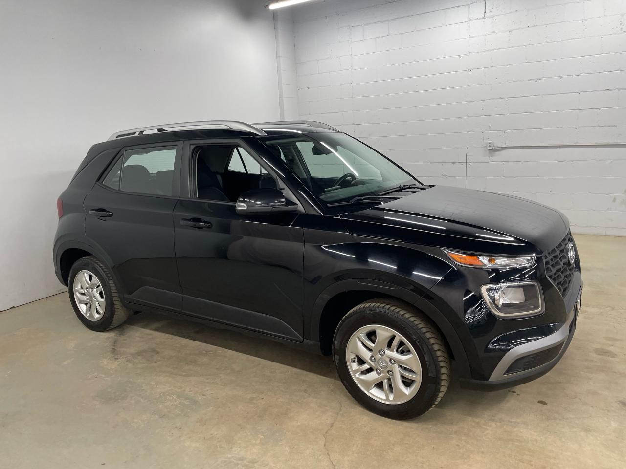 Used 2021 Hyundai Venue PREFERRED for sale in Guelph, ON