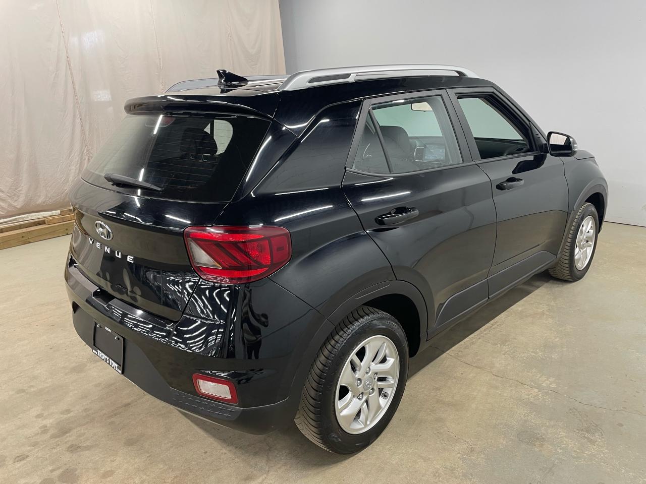 2021 Hyundai Venue PREFERRED Photo7