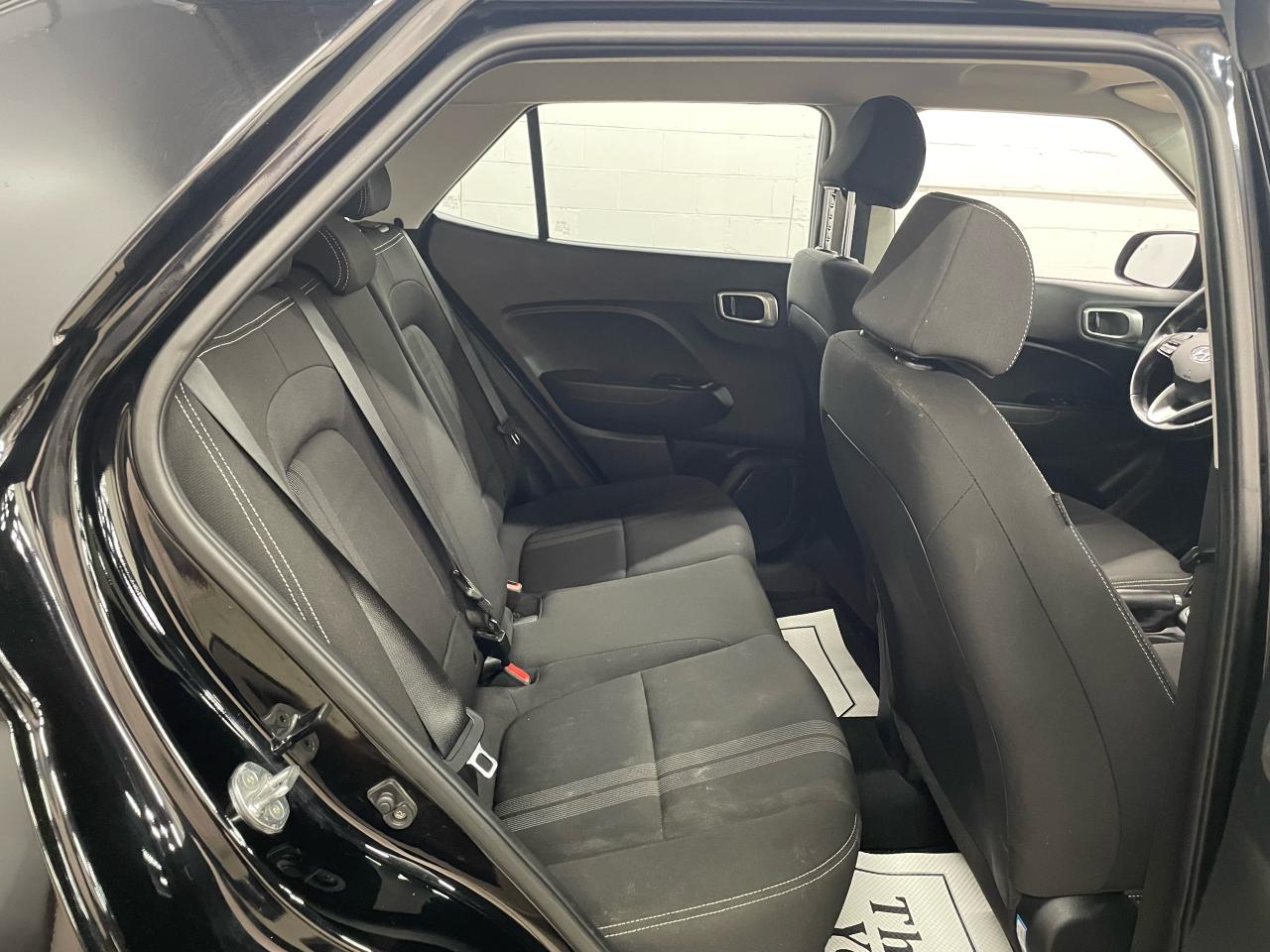2021 Hyundai Venue PREFERRED Photo10