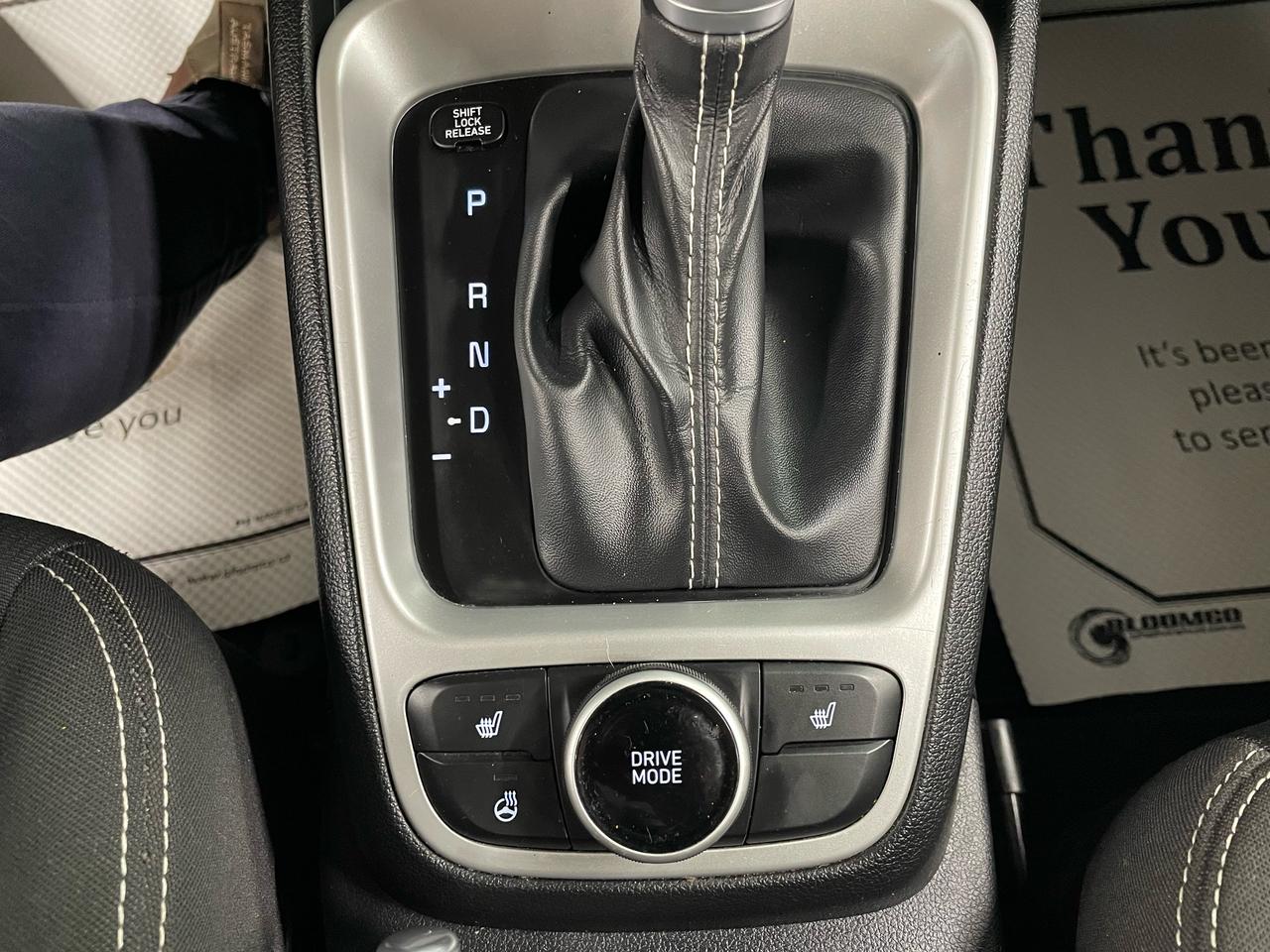 2021 Hyundai Venue PREFERRED | CLEAN CARFAX | BLIND SPOT MONITORS Photo