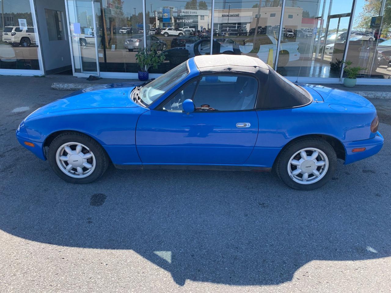 1990 Mazda Miata MX-5  - Photo #6