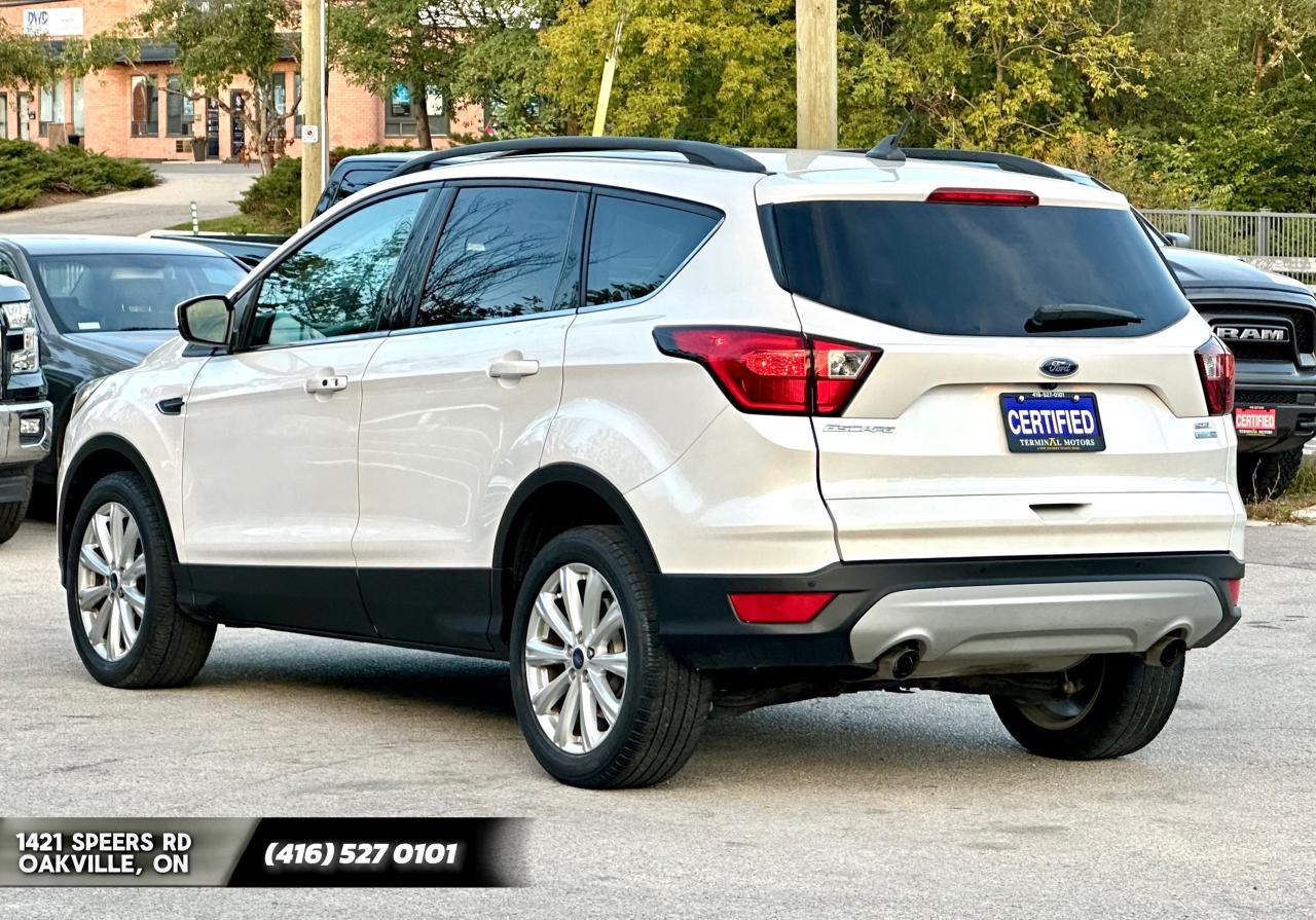 2019 Ford Escape SEL - Photo #5