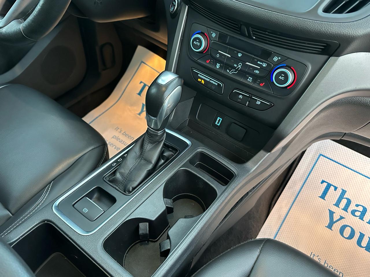 2019 Ford Escape SEL - Photo #20