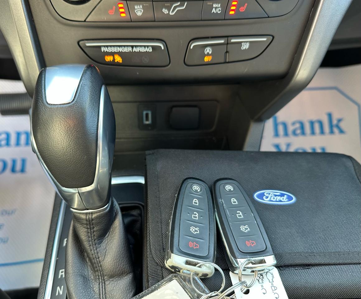 2019 Ford Escape SEL - Photo #23