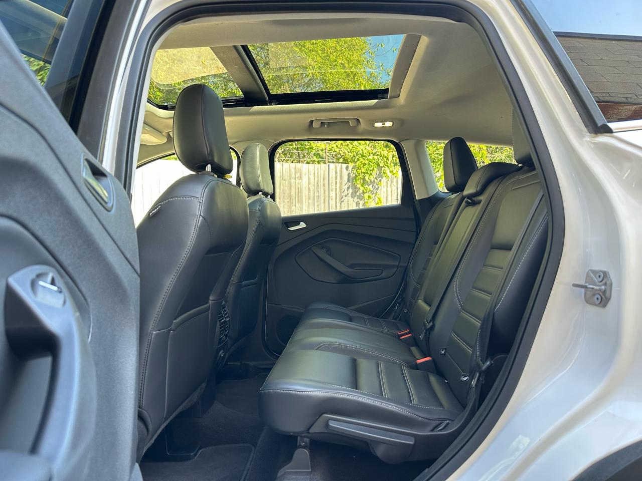 2019 Ford Escape SEL - Photo #30