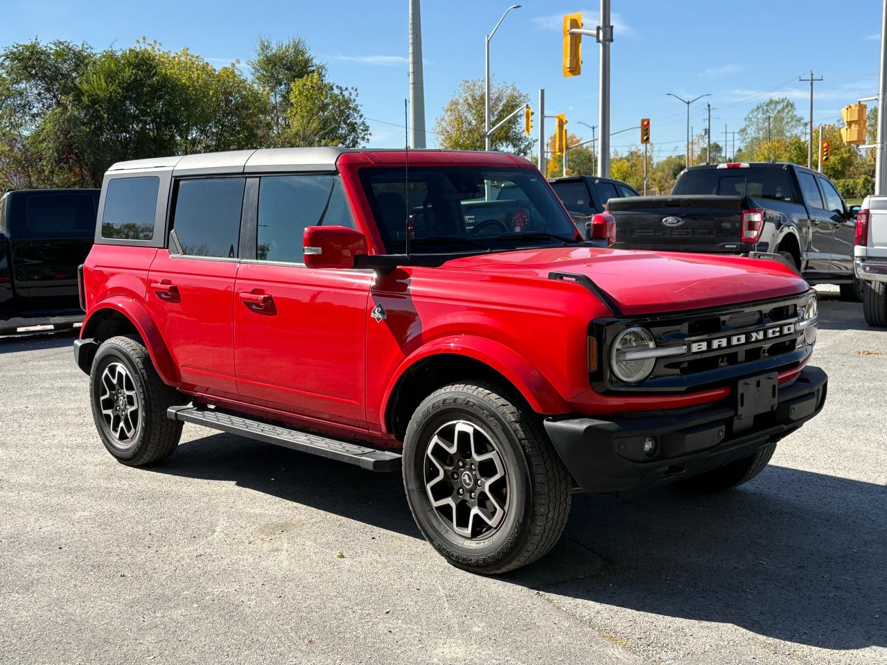 2022 Ford Bronco Outer Banks - Photo #4