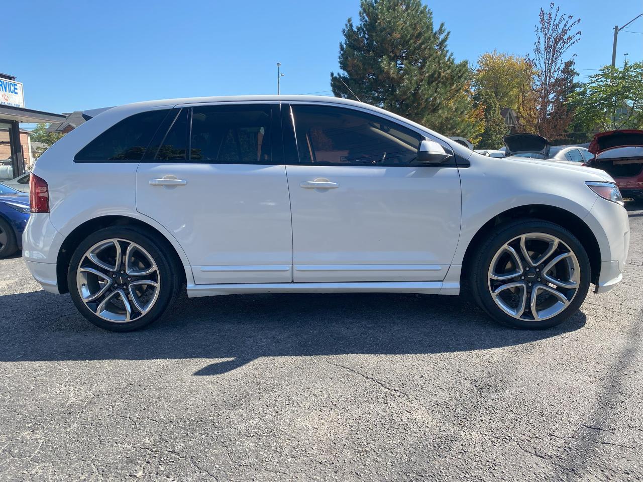 2013 Ford Edge 1Owner/Sport/AWD/Leather/PanoRoof/Navi Photo4