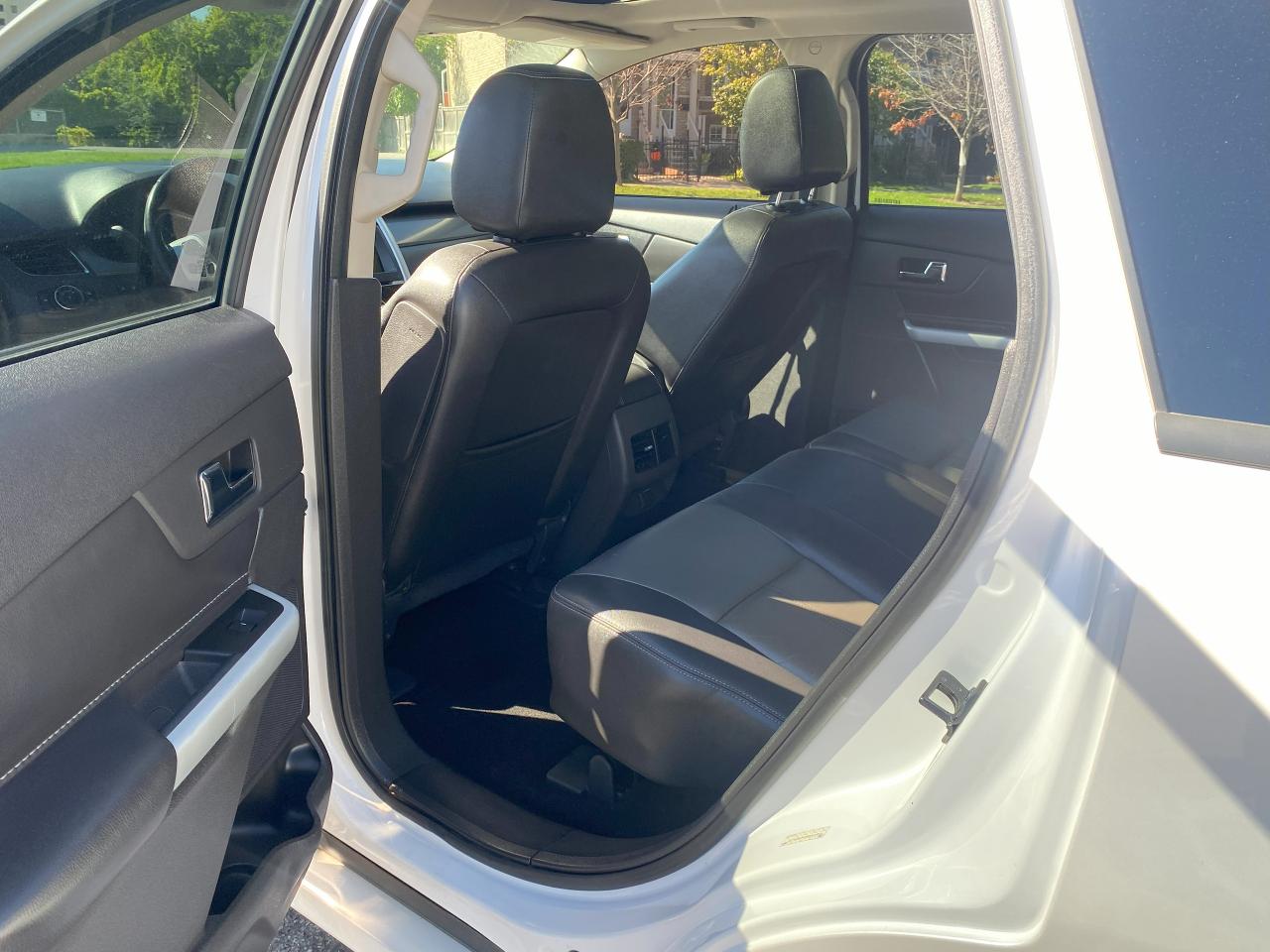 2013 Ford Edge 1Owner/Sport/AWD/Leather/PanoRoof/Navi - Photo #12