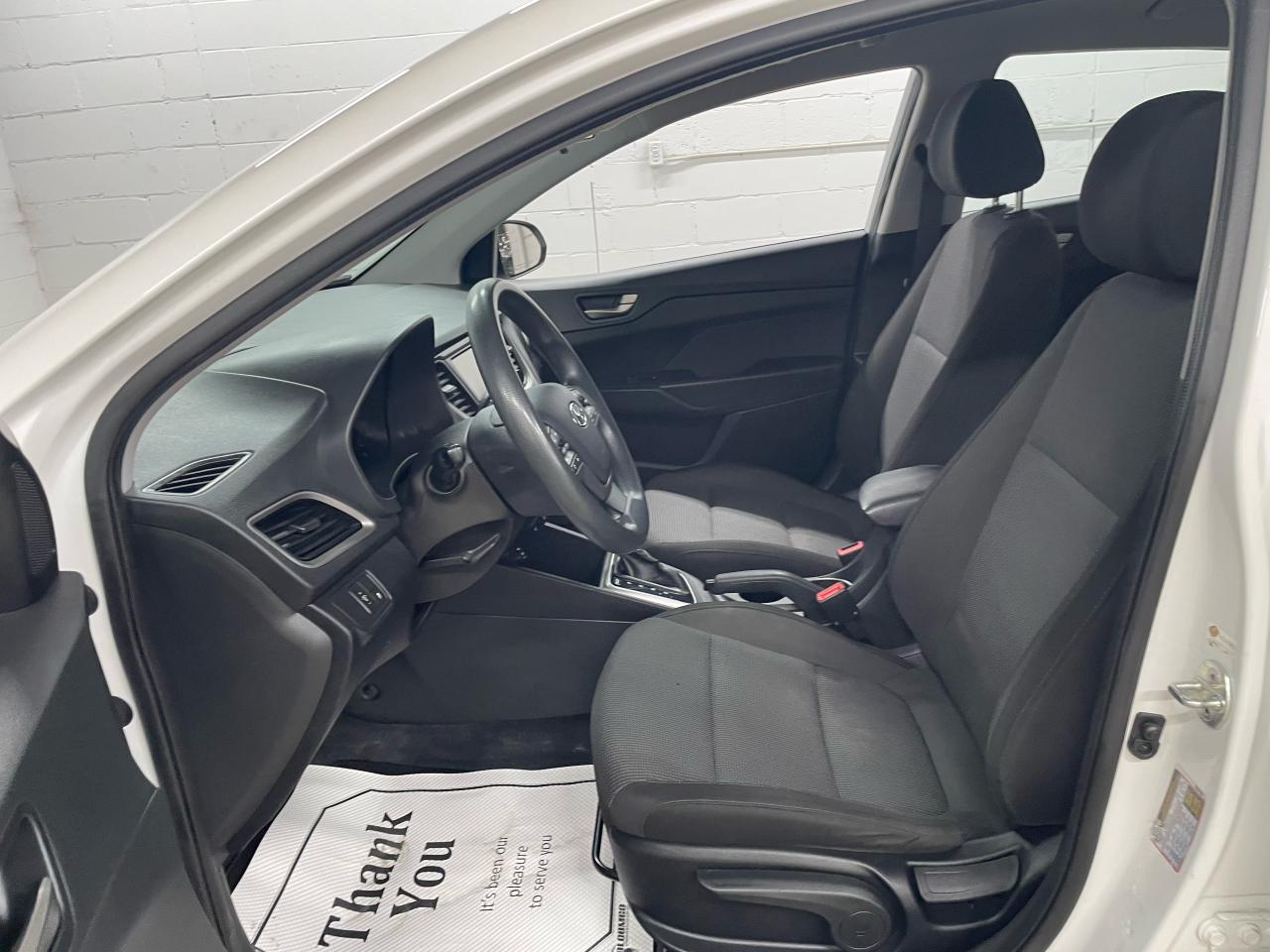 2019 Hyundai Accent Preferred Photo7