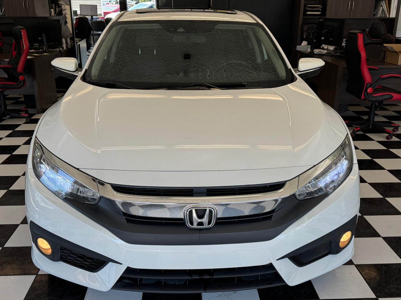 2016 Honda Civic Touring+New Tires+Brakes+Adaptive Cruise Photo70