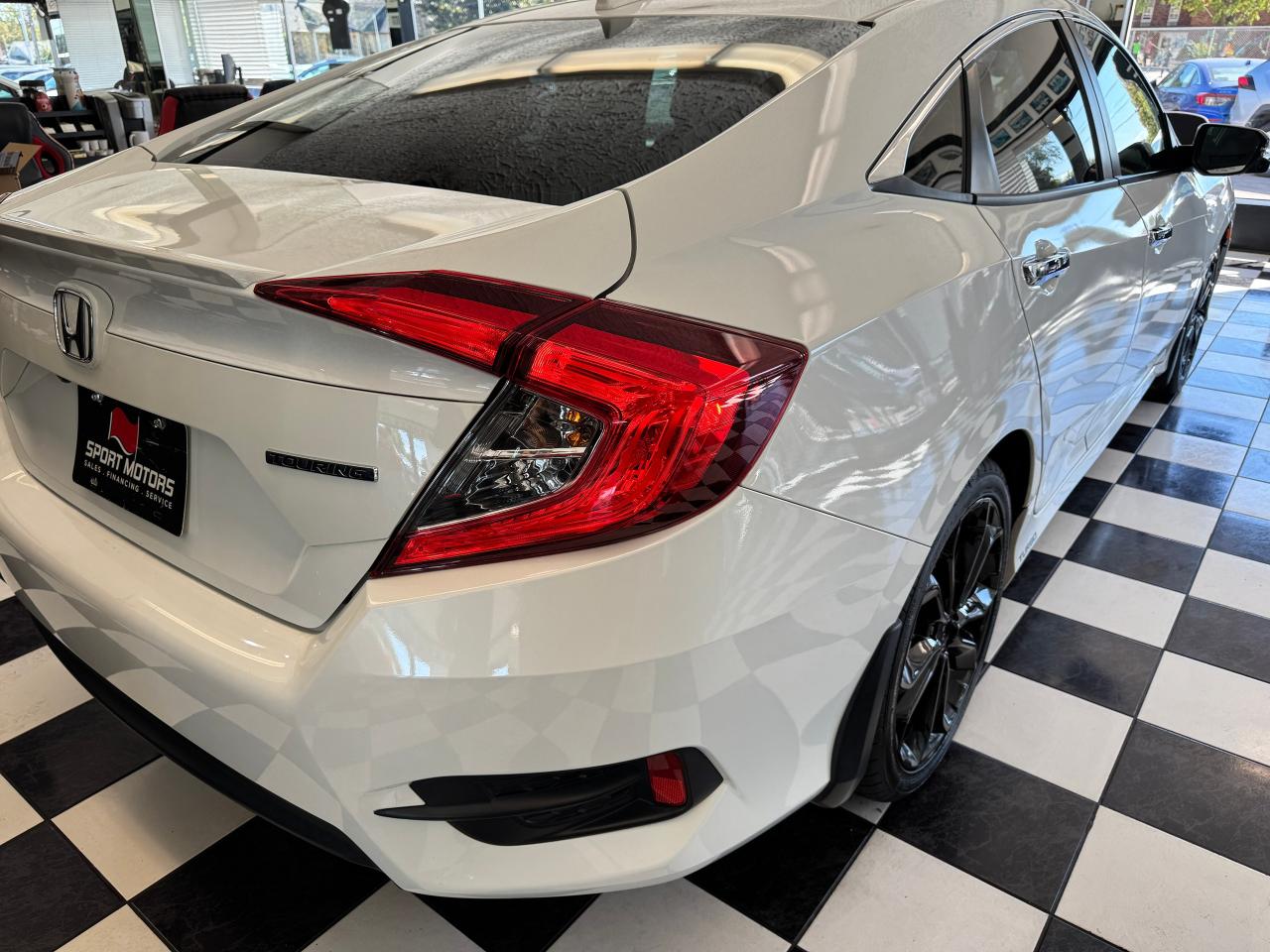 2016 Honda Civic Touring+New Tires+Brakes+Adaptive Cruise Photo104