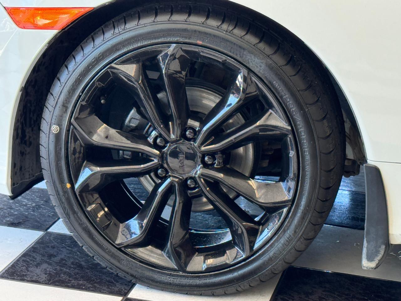 2016 Honda Civic Touring+New Tires+Brakes+Adaptive Cruise Photo115