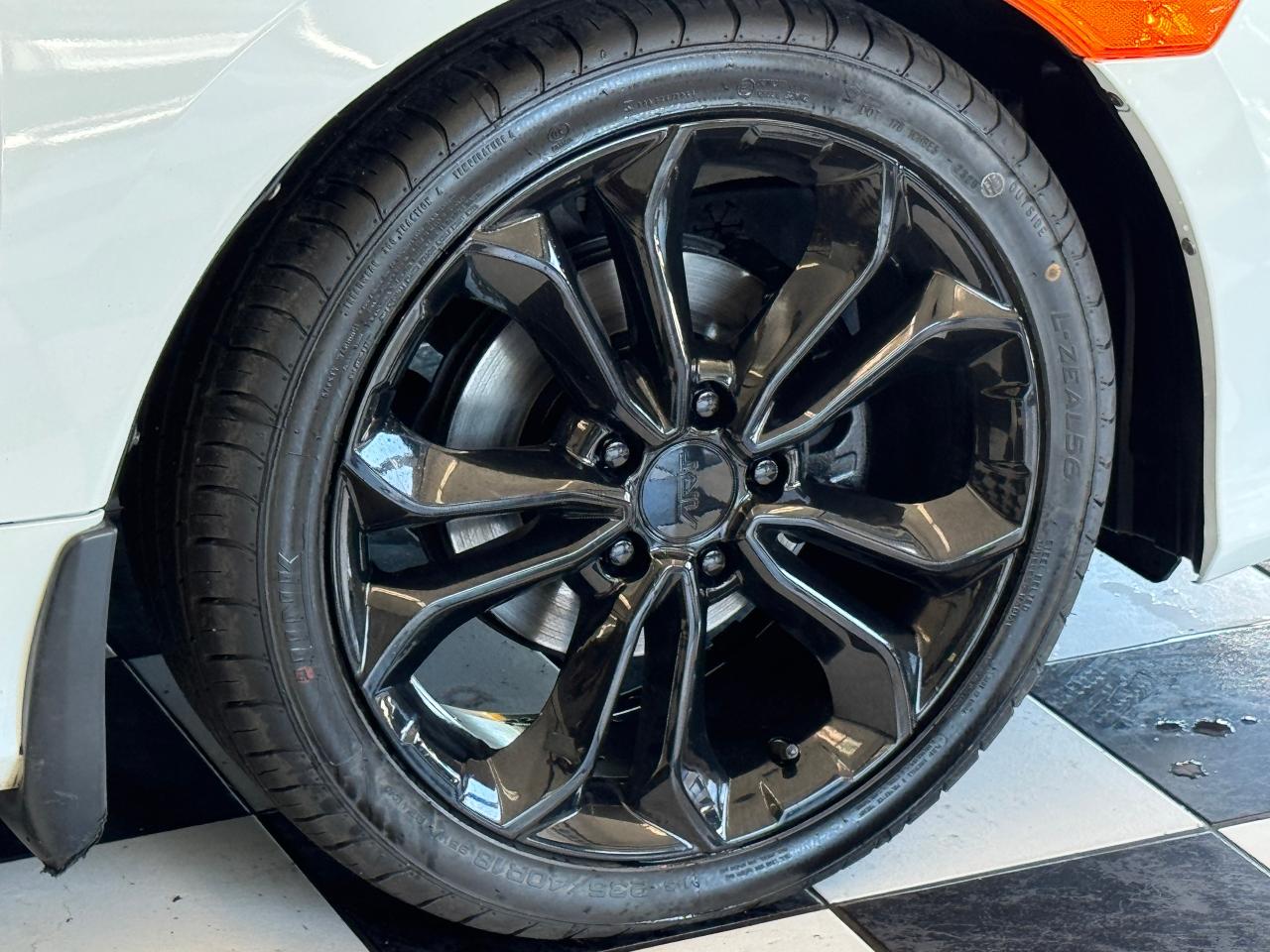 2016 Honda Civic Touring+New Tires+Brakes+Adaptive Cruise Photo55