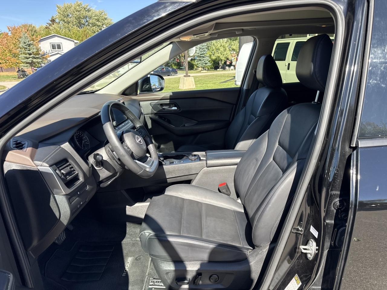 2023 Nissan Rogue SV AWD - Photo #11