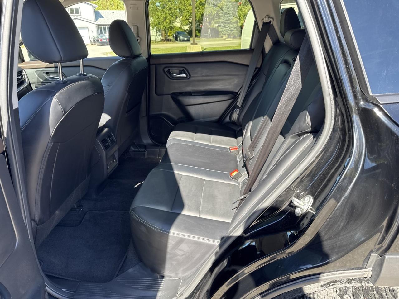 2023 Nissan Rogue SV AWD - Photo #12