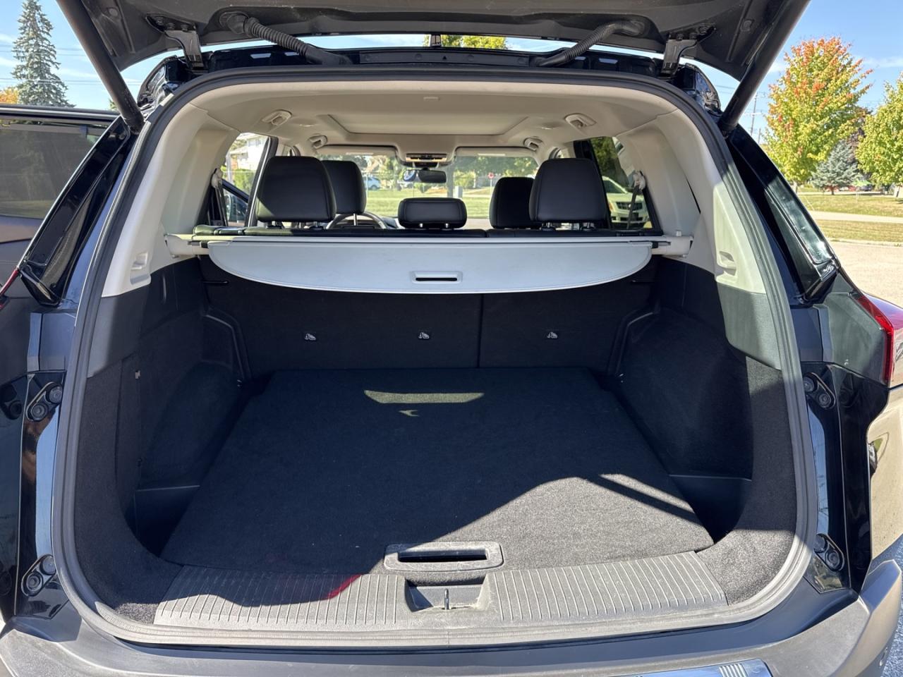 2023 Nissan Rogue SV AWD - Photo #13