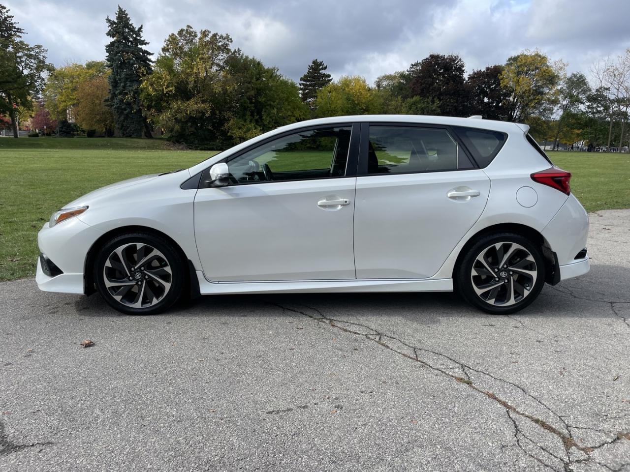 2016 Scion iM BASE Photo2