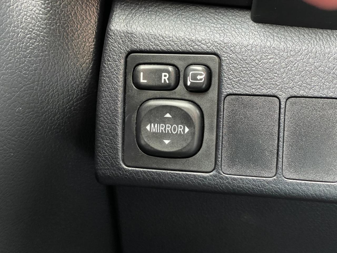 2016 Scion iM BASE - Photo #16