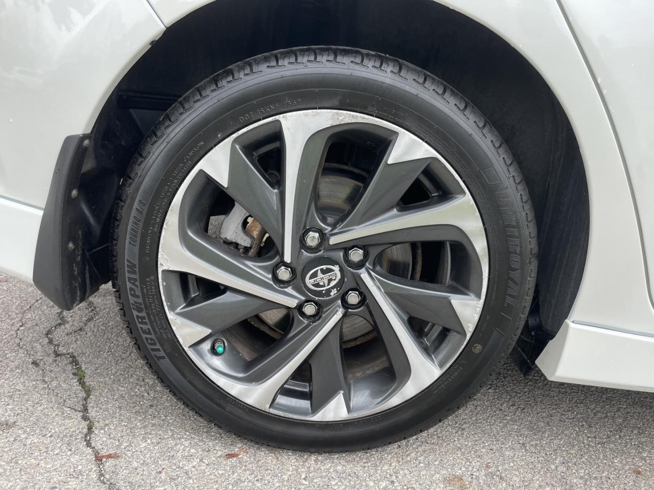 2016 Scion iM BASE - Photo #20