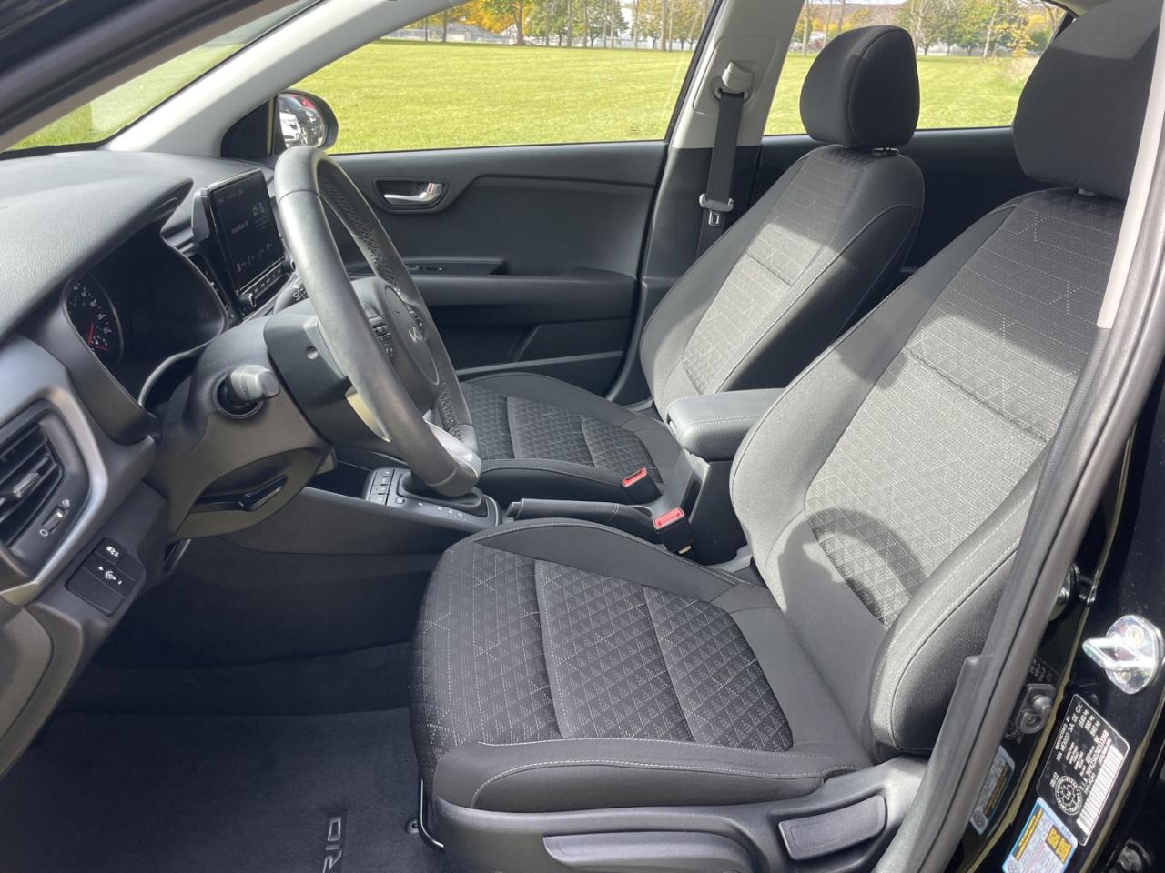 2022 Kia Rio5 LX Premium * ONE Owner / Accident Free - Photo #11