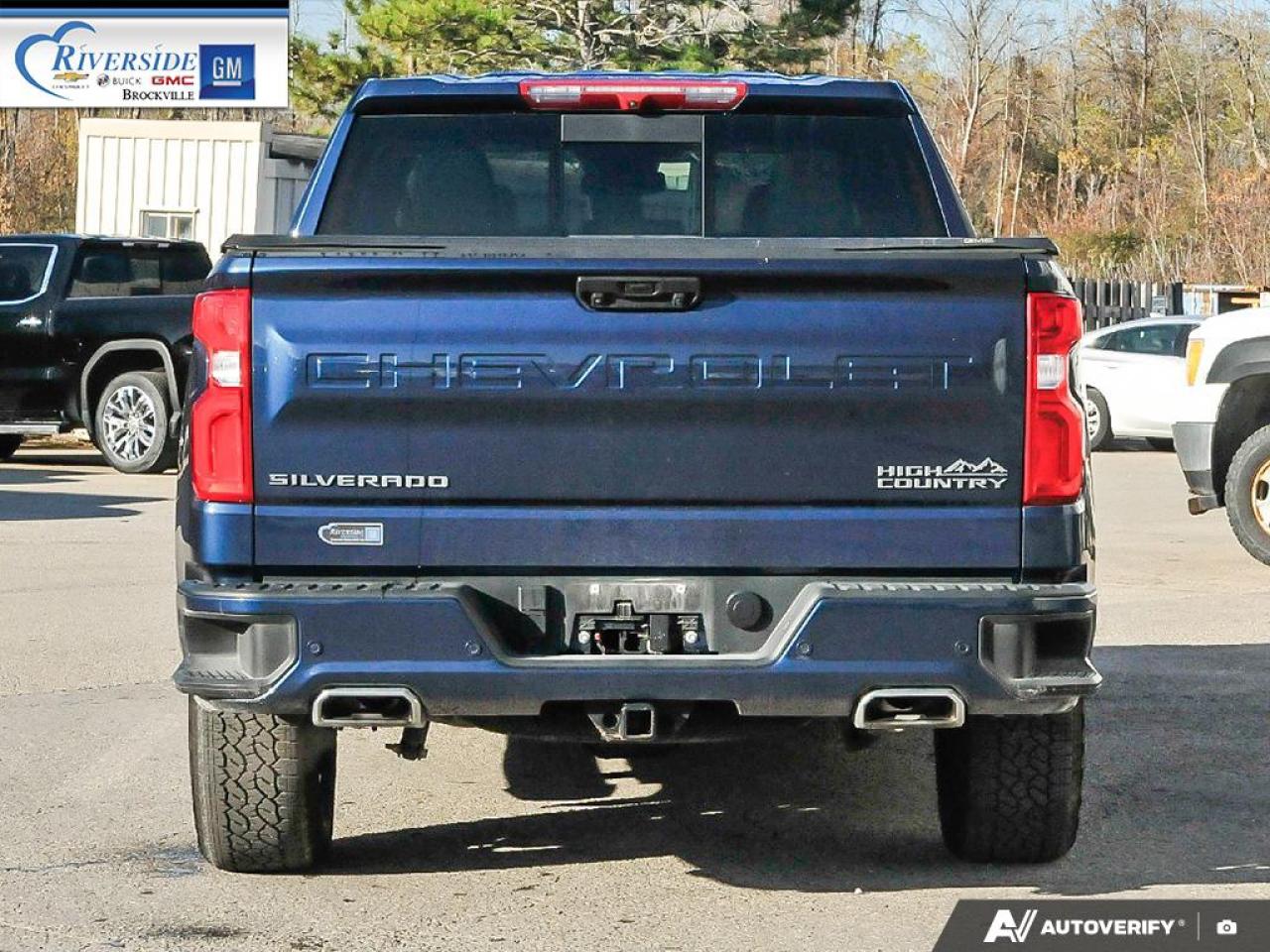 2022 Chevrolet Silverado 1500 High Country Photo4