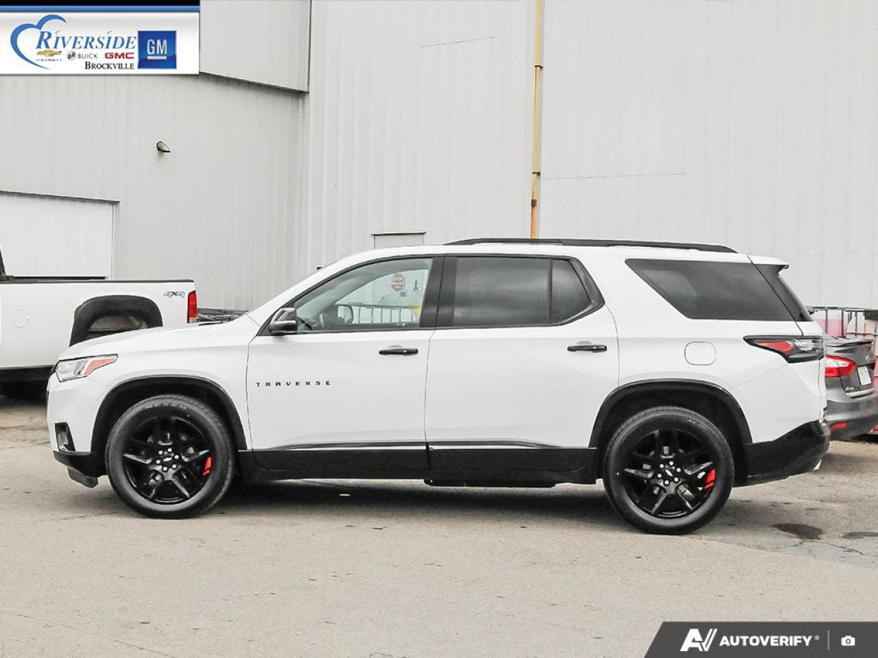 2021 Chevrolet Traverse Premier Photo2