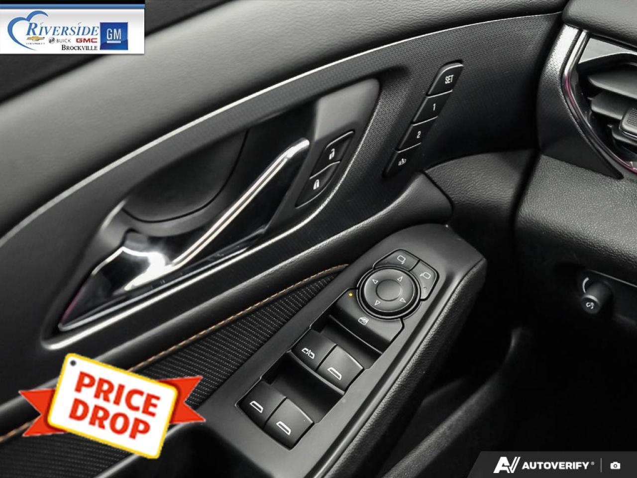 2021 Chevrolet Traverse Premier Photo