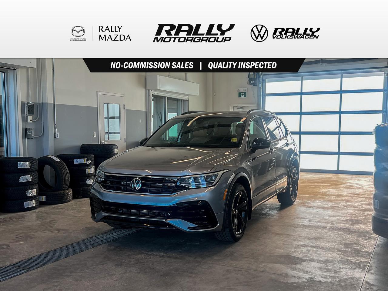 All wheel drive heated leather seats. Dual zone climate, Panoramic roof and so much more!