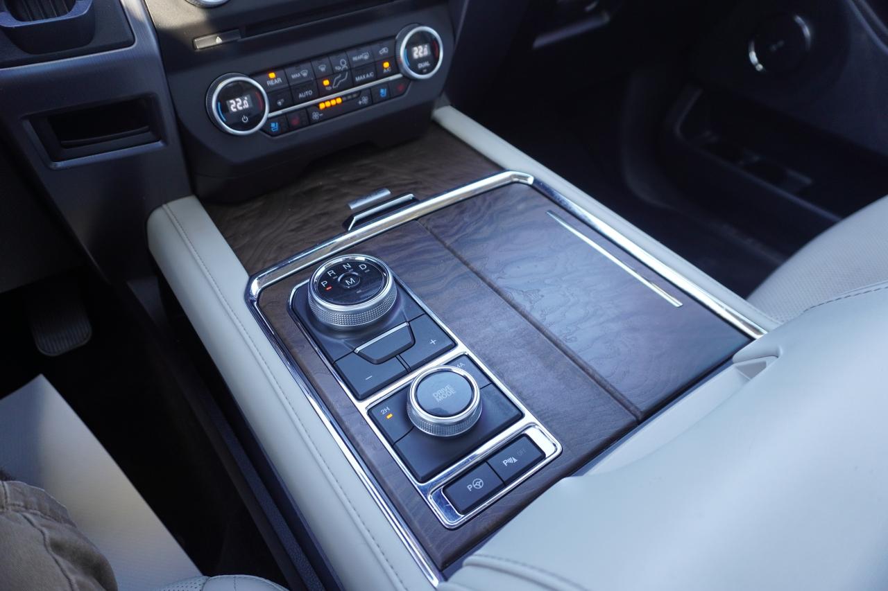 2018 Ford Expedition PLATINUM | 1 OWNER | NO ACCIDENTS| DEALER SERVICED Photo