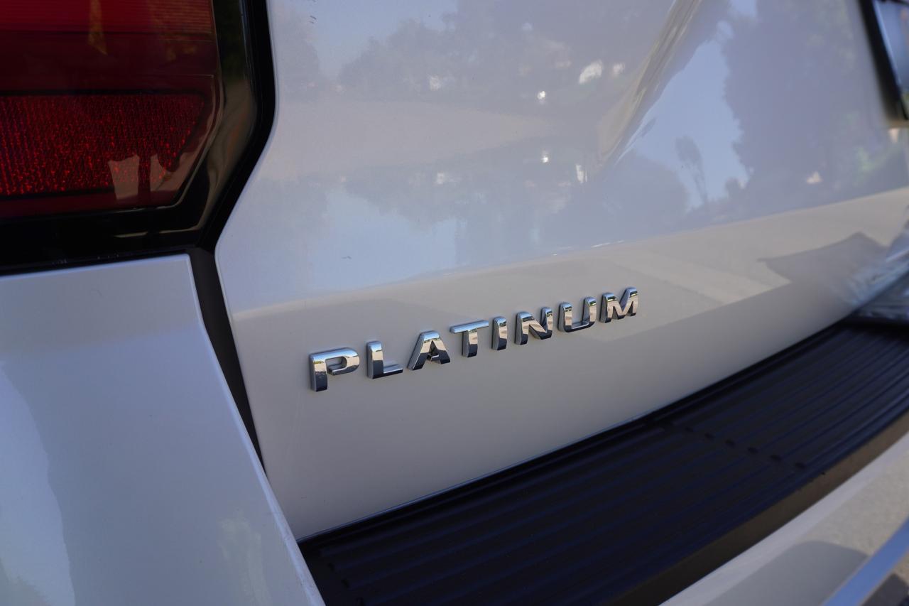 2018 Ford Expedition PLATINUM | 1 OWNER | NO ACCIDENTS| DEALER SERVICED Photo