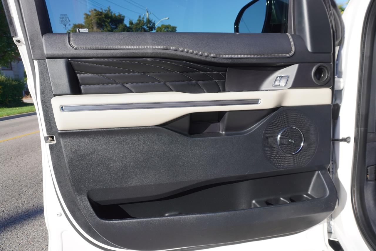 2018 Ford Expedition PLATINUM | 1 OWNER | NO ACCIDENTS| DEALER SERVICED Photo