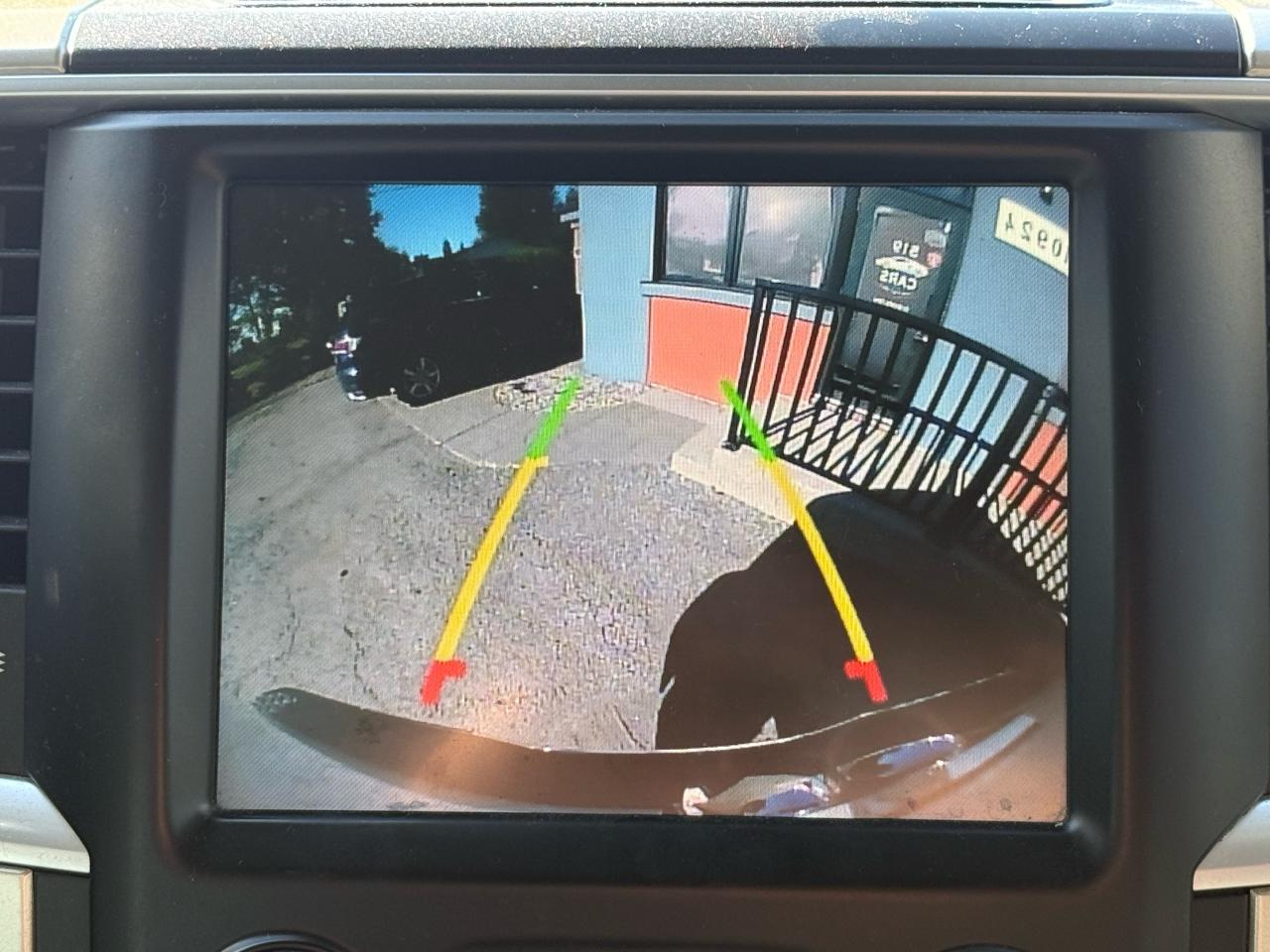 2016 RAM 2500 SLT | Backup Camera | Heated Seats | Cruise Control - Photo #13