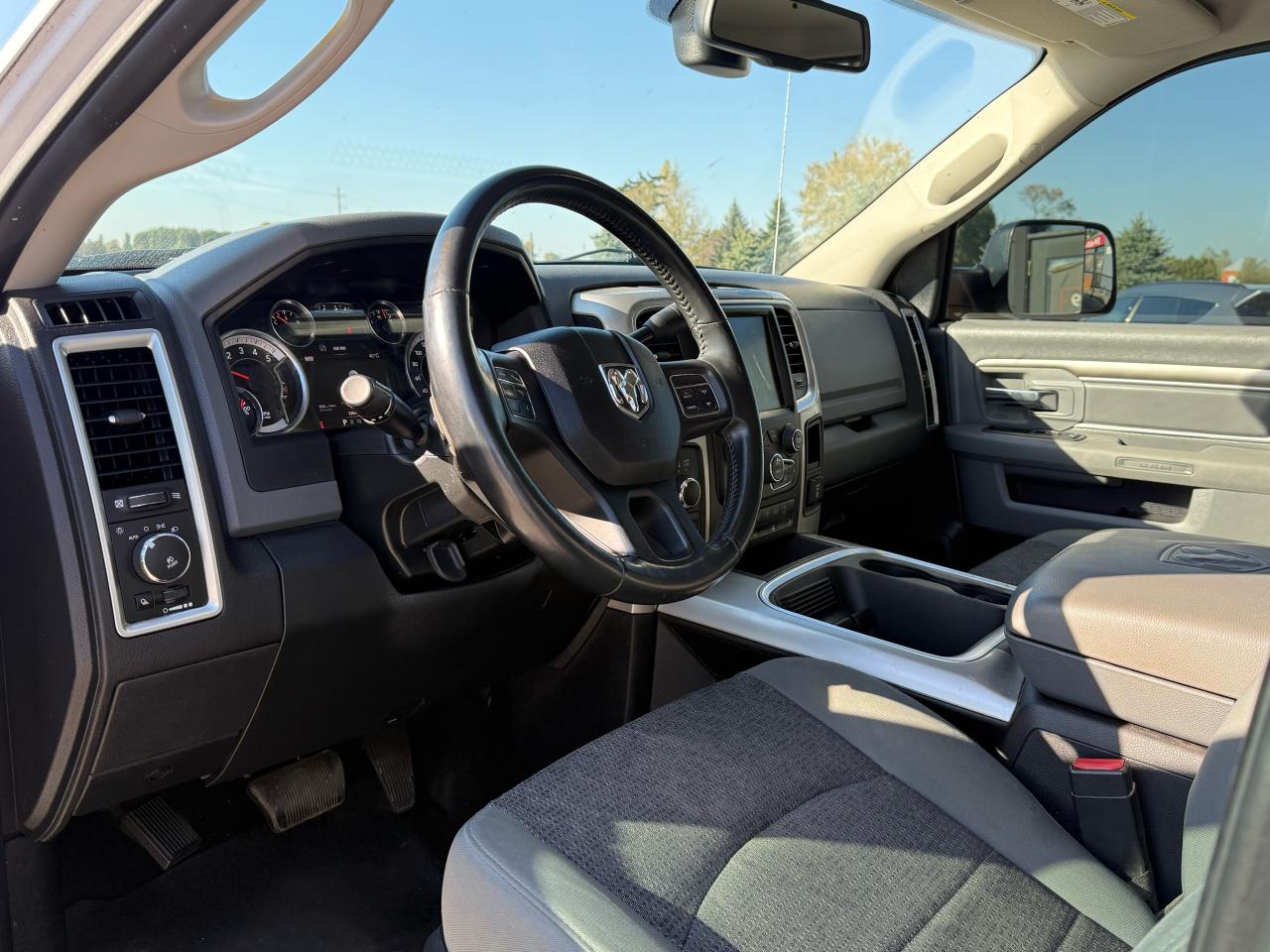 2016 RAM 2500 SLT | Backup Camera | Heated Seats | Cruise Control - Photo #9
