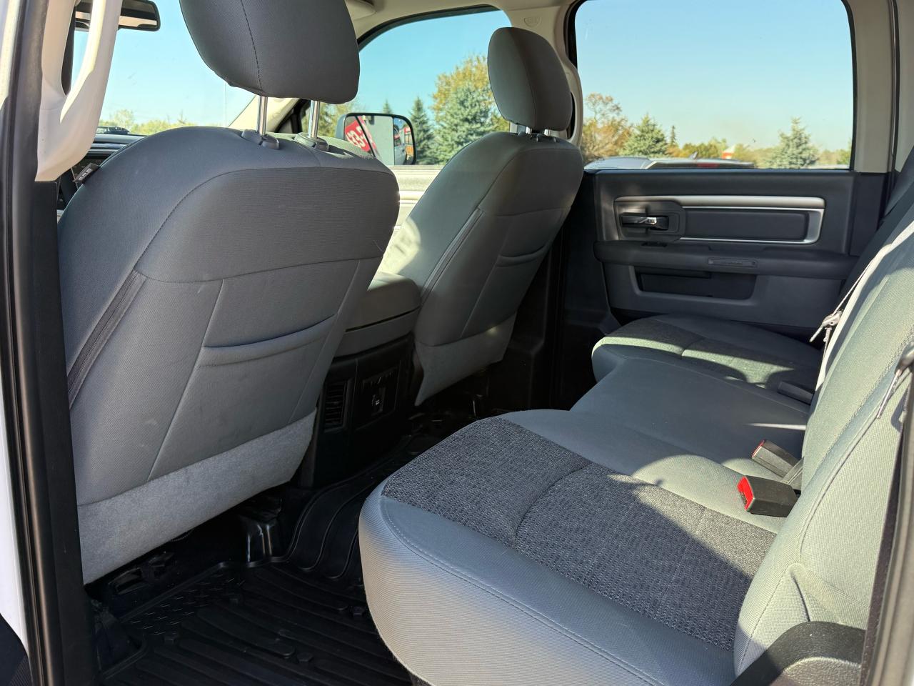2016 RAM 2500 SLT | Backup Camera | Heated Seats | Cruise Control - Photo #10