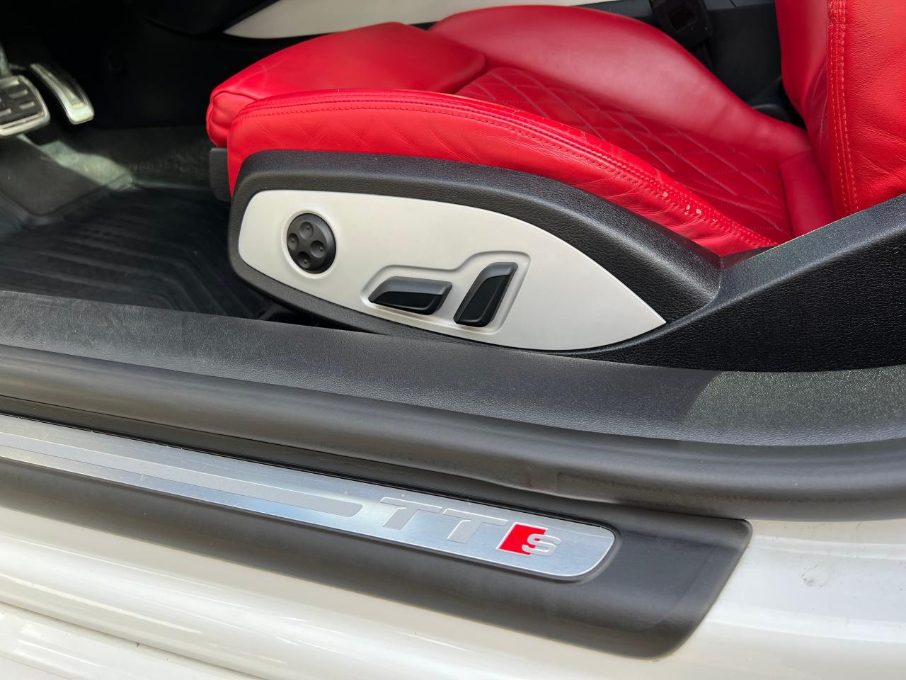 2018 Audi TTS Warranty Included Low KM No Accident Apple Carplay - Photo #26