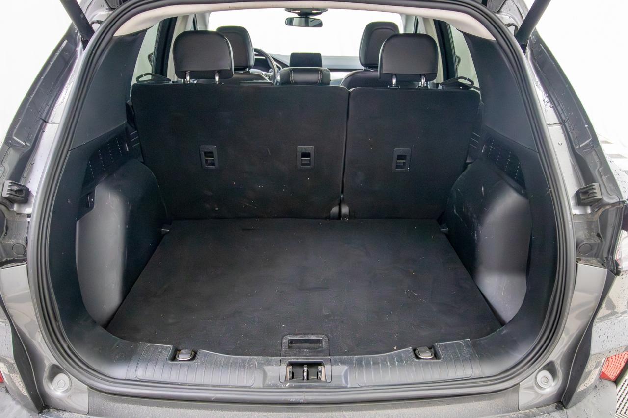2021 Ford Escape SEL 4WD Photo5