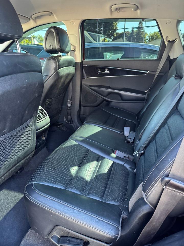 2016 Kia Sorento 2.0L Turbo EX - Photo #16